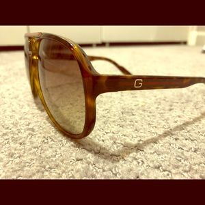 Gucci Sunglasses- Aviators w/ Brown trim & lenses